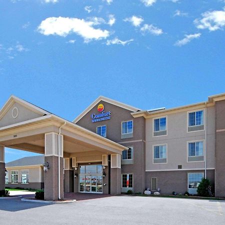 Comfort Inn & Suites Madison North Deforest Buitenkant foto