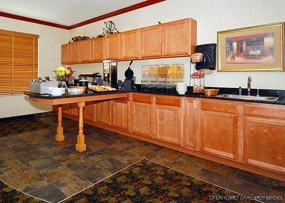 Comfort Inn & Suites Madison North Deforest Restaurant foto