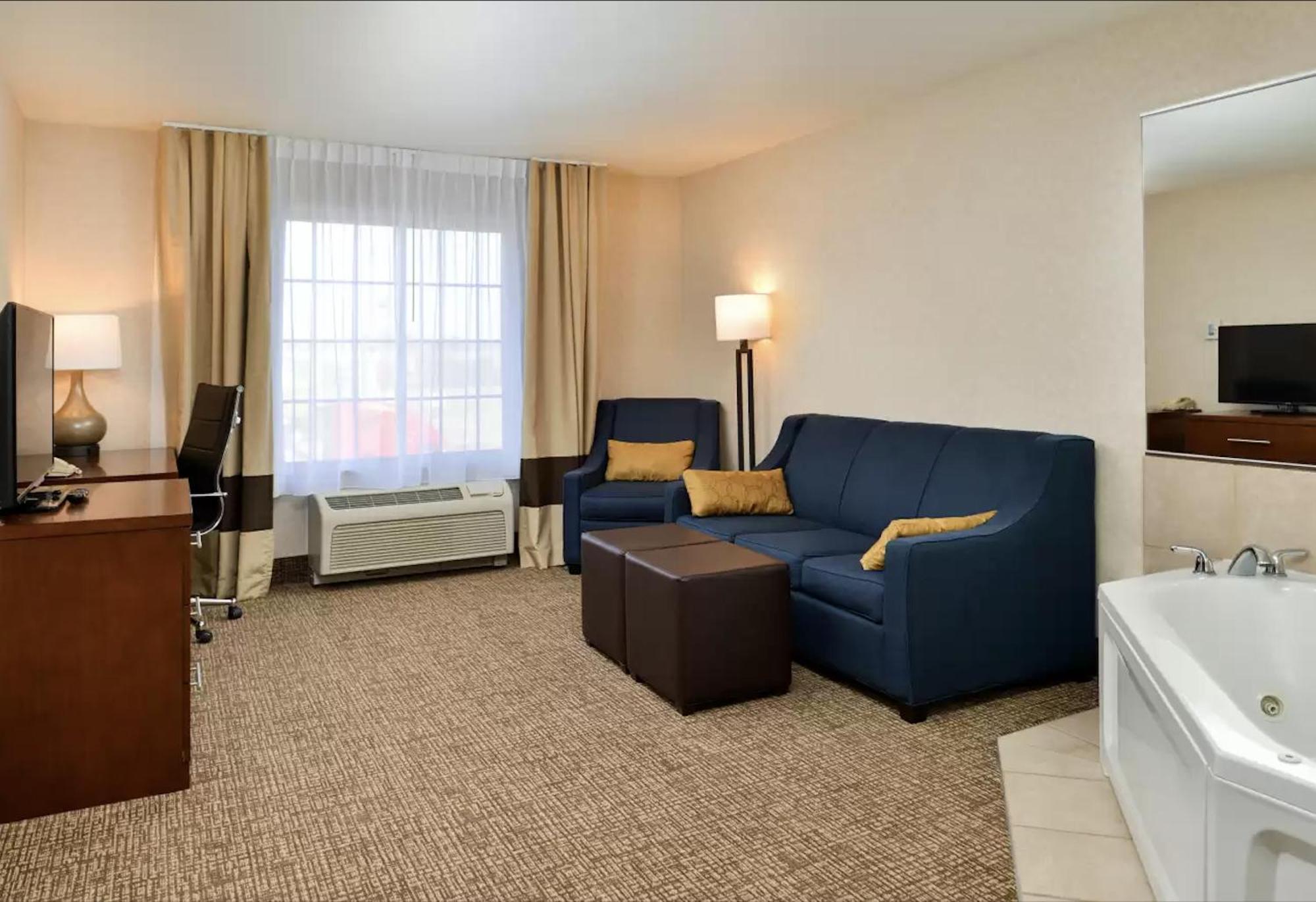 Comfort Inn & Suites Madison North Deforest Buitenkant foto